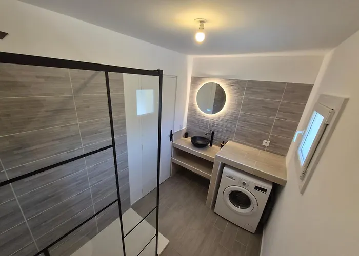 Duplex Au Rdc Avec 2 Terrasses *